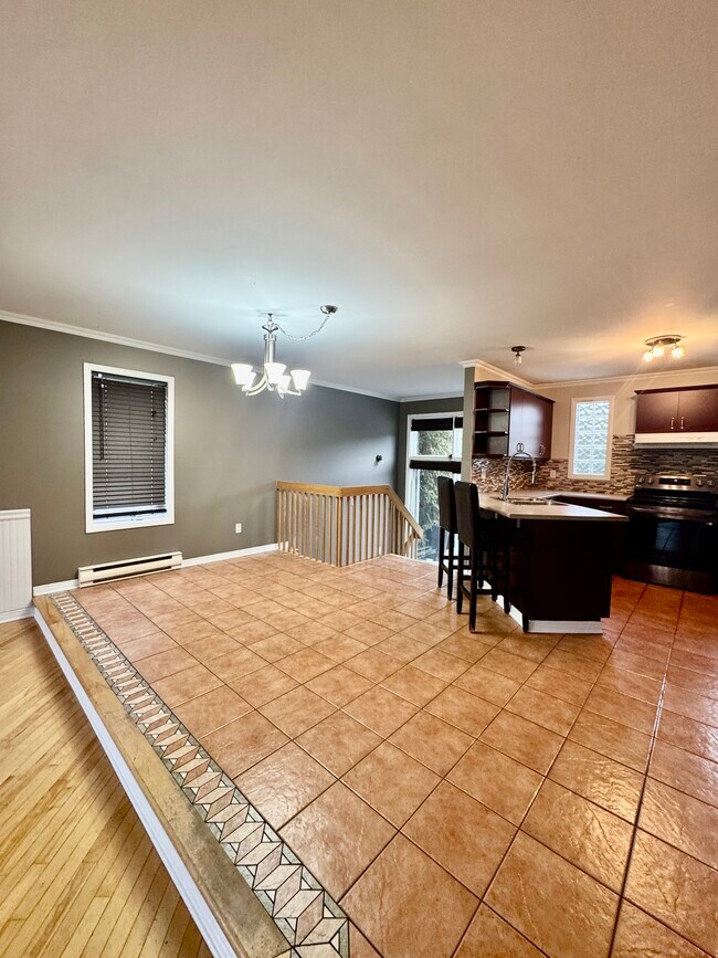 Photo - 103 Rue des Amandiers Unit 1