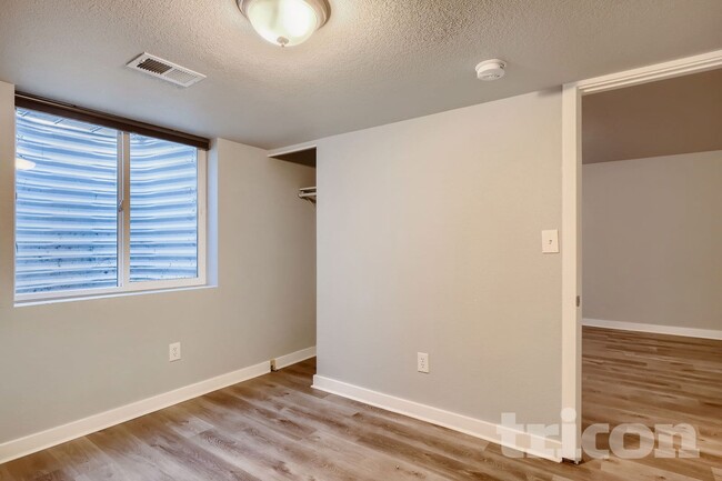 Photo - 2625 Alpine Ave