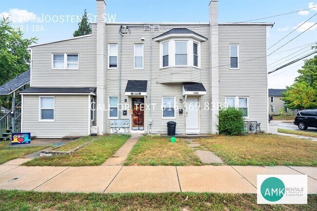 Photo - 1103 Joosten St SW