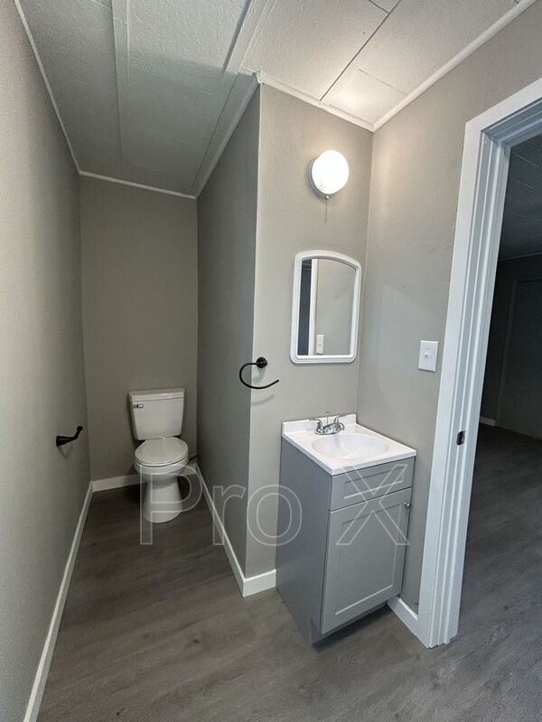 Photo - 2379 Locust Rd