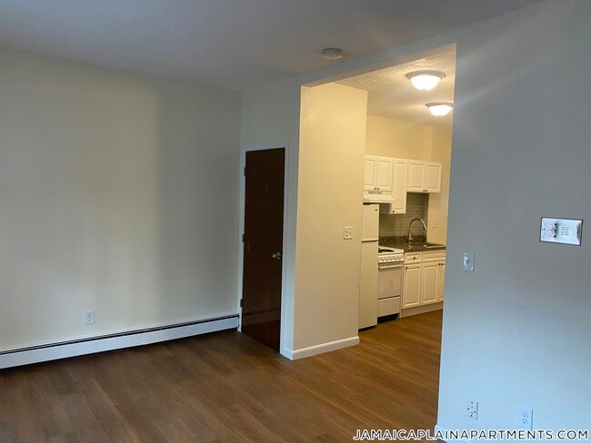 66 S Huntington Ave Unidad 1