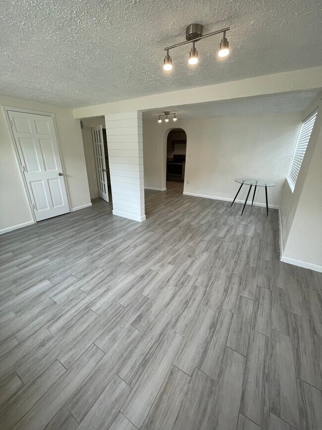 Photo - 5420 Lido St