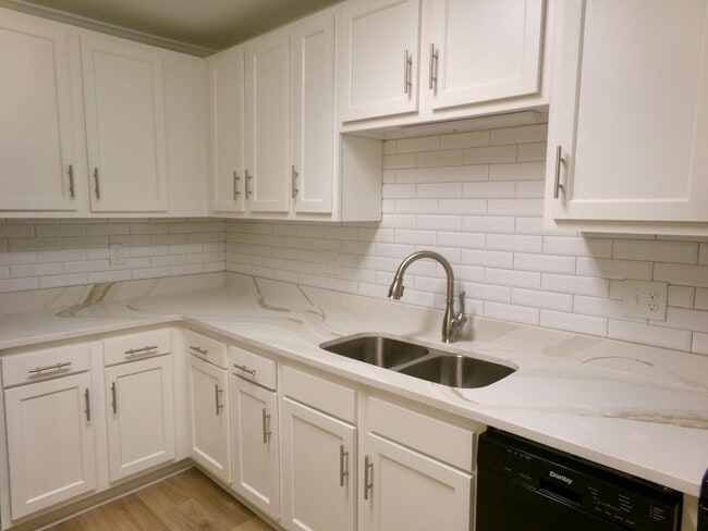 Photo - Peace Haven and US 421 Location