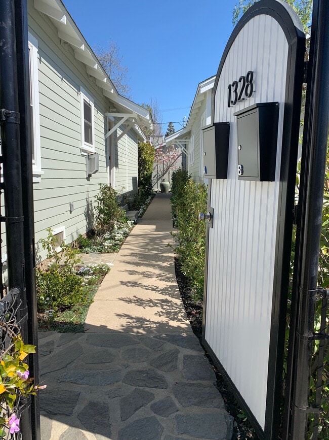 Photo - 1328 Electric Ave Unidad A