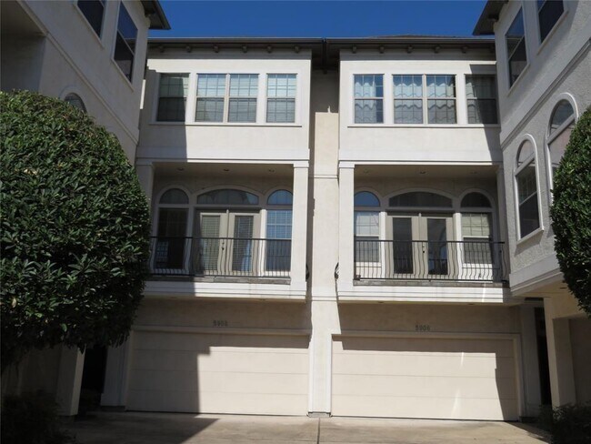 Photo - 5908 Center St Condo