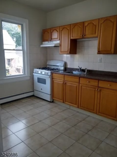 326 Field Pl Unit 2L