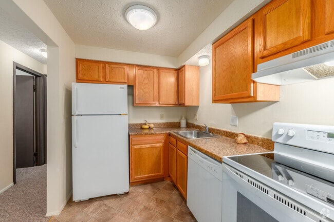 Model - 2BR, 1BA - 858SF - Kitchen - Pinebrook Tower Apartments