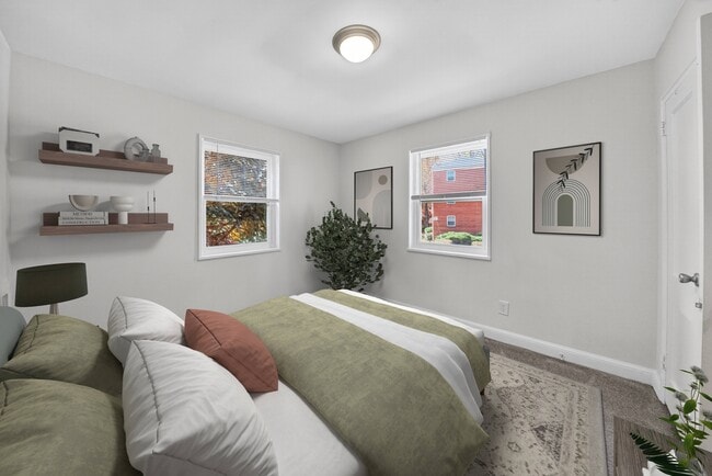 Building Photo - Croydon Manor Apartments