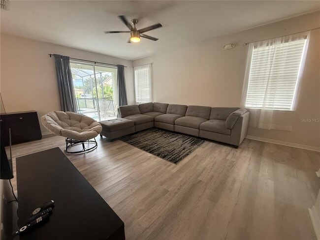 Photo - 1675 Royal Ridge Dr