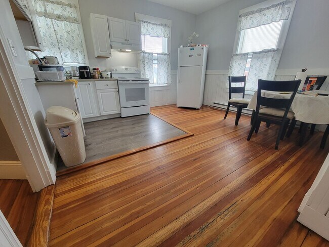 Photo - 139 Franklin St Unidad 5