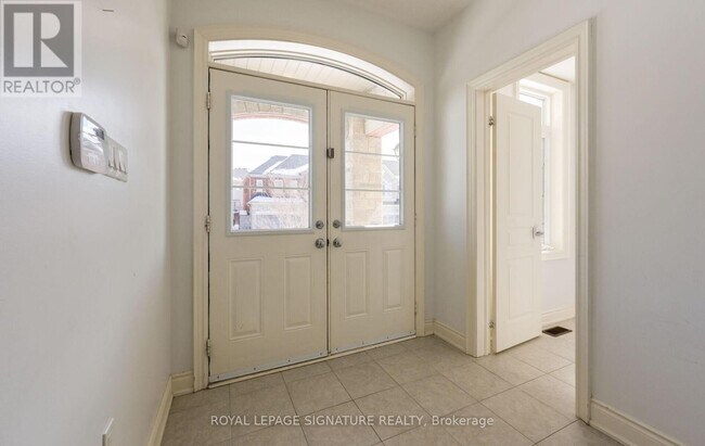 Photo - 343 Humphrey St