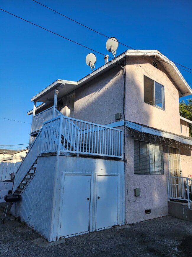 Building Photo - 2465 250th St Unit 2465