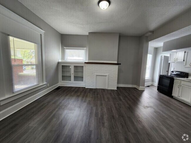 Building Photo - 1 Bedroom in the Farrington Grove Neighbor... Rental