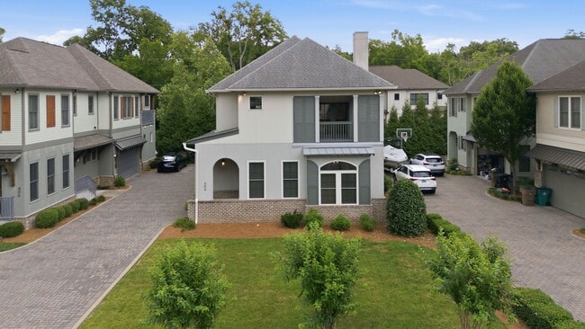 Photo - Family Friendly Luxury Home