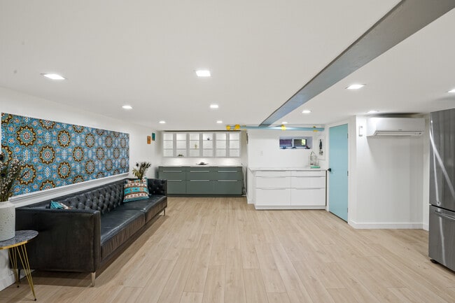 Photo - 4400 Q St NW Unit Modern 2-Bedroom Basement