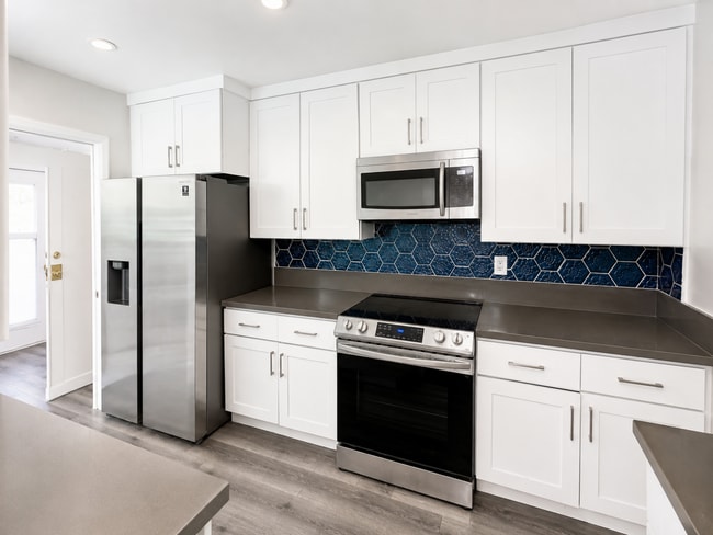 Photo - 6250 Buckingham Pkwy Unidad 201