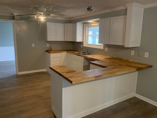 Photo - 1016 Terracewood Dr