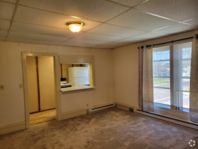 Building Photo - 204 E Broadway Ave Unit #C Rental