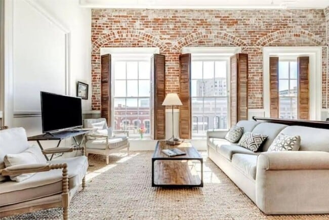 Photo - 2010 The Strand Unit 302