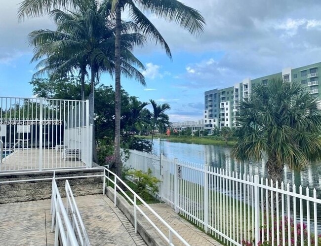 Photo - 2088 NE 167th St