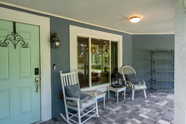 Photo - Living Across from Sarasota Bay
3BR/2.5BA Home Minutes to Downtown – Yardwork Included