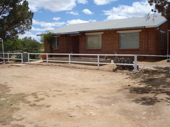 Photo - Peaceful Setting in J-Six