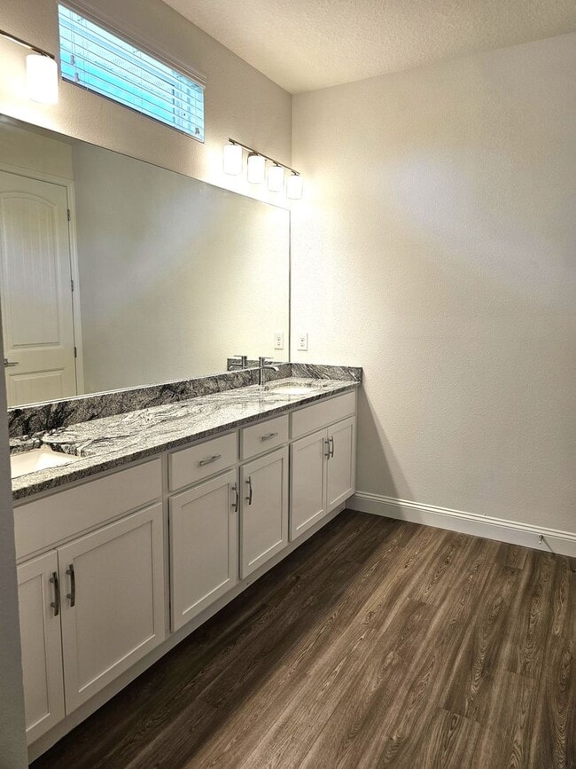 Photo - *****STUNNING 4/2 HOME IN PALM COAST 3 CAR GARAGE!