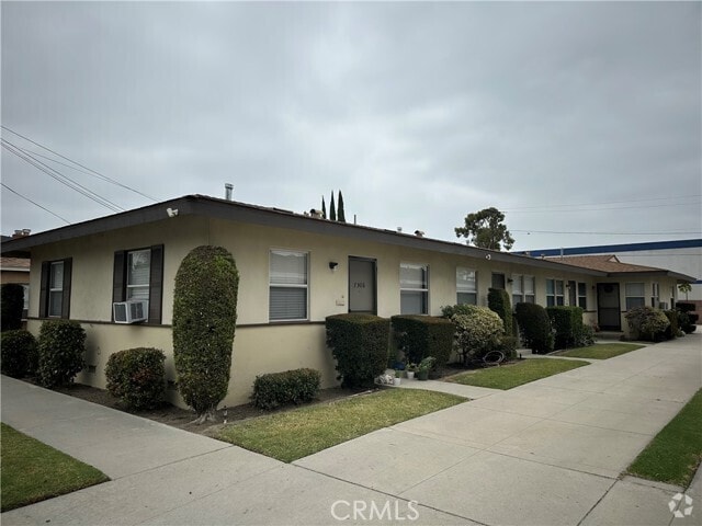 Building Photo - 7908 2nd St Rental