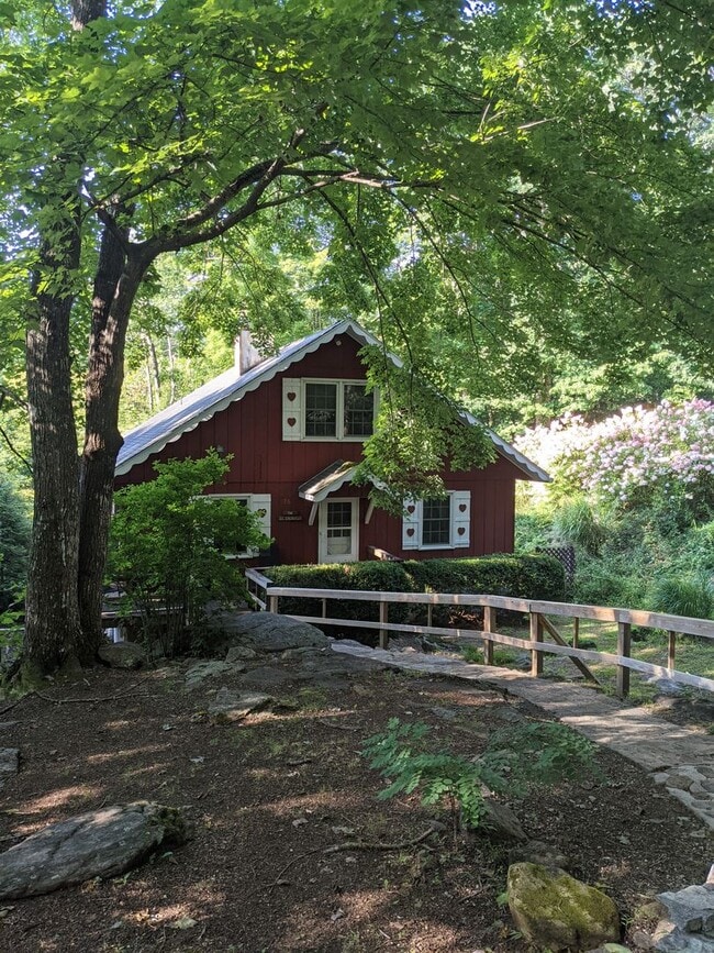 Montreat School Year Rental - Montreat School Year Rental