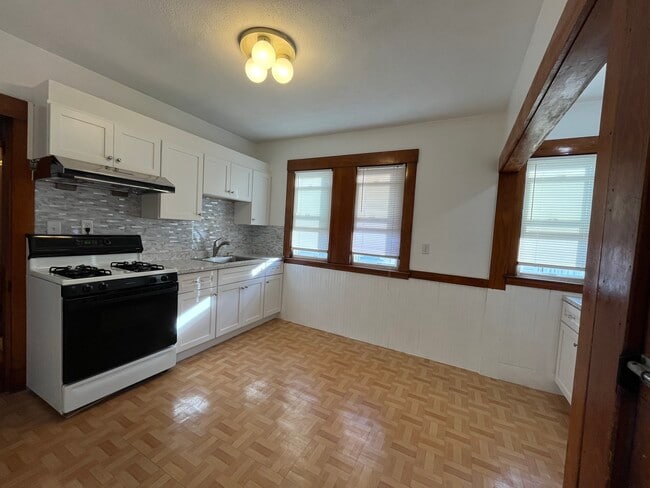 Photo - 20 Indiana Ave Unit 2