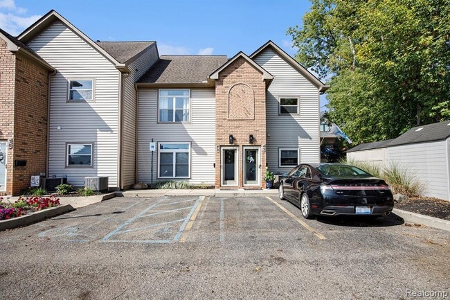 Photo - 40 Park Island Dr Unit 4