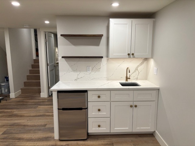 Photo - 121 Burgundy Cir