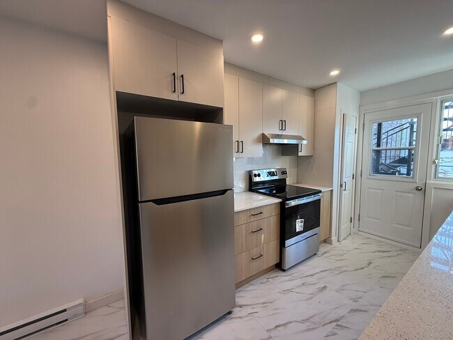 Photo - 7032 Rue Birnam