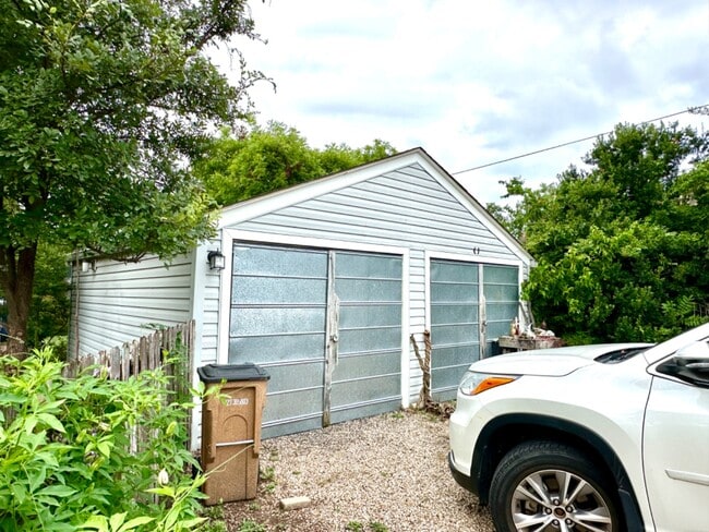 Photo - 4812 Ramsey Ave