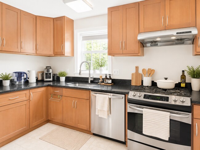 Photo - 296 Birchwood Dr N