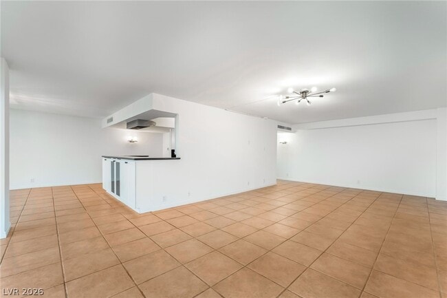 Photo - 3111 Bel Air Dr Unidad 11B