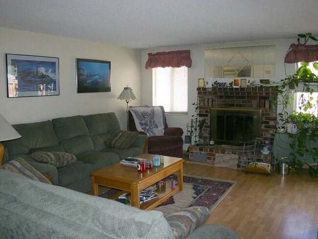 Photo - 3089 Meadowlands Ct