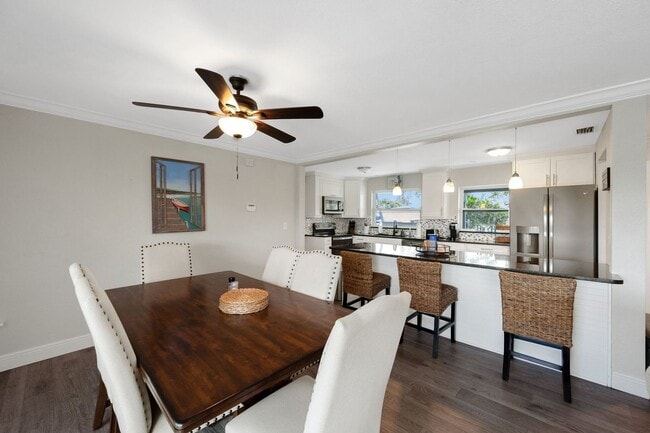 Photo - 1638 SE 28th St