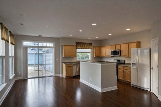 Photo - 121 Walnut Cove Dr