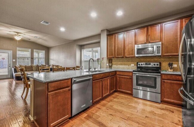 Photo - 109 Marble Head Way