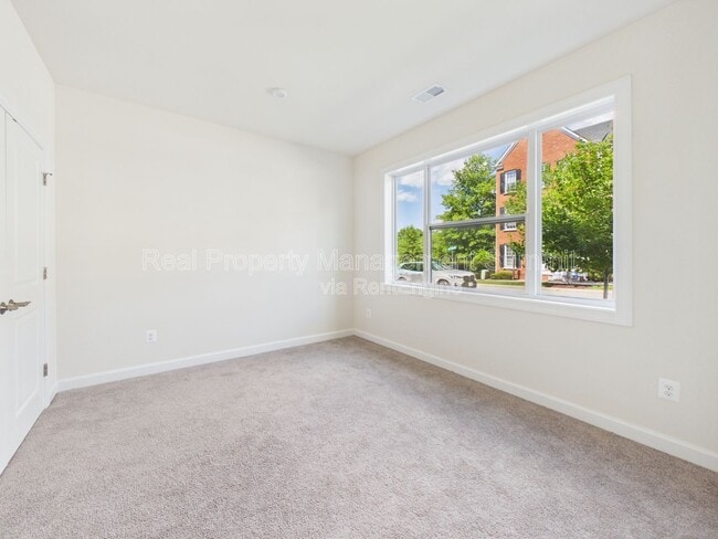 Photo - 1241 Old Trail Dr