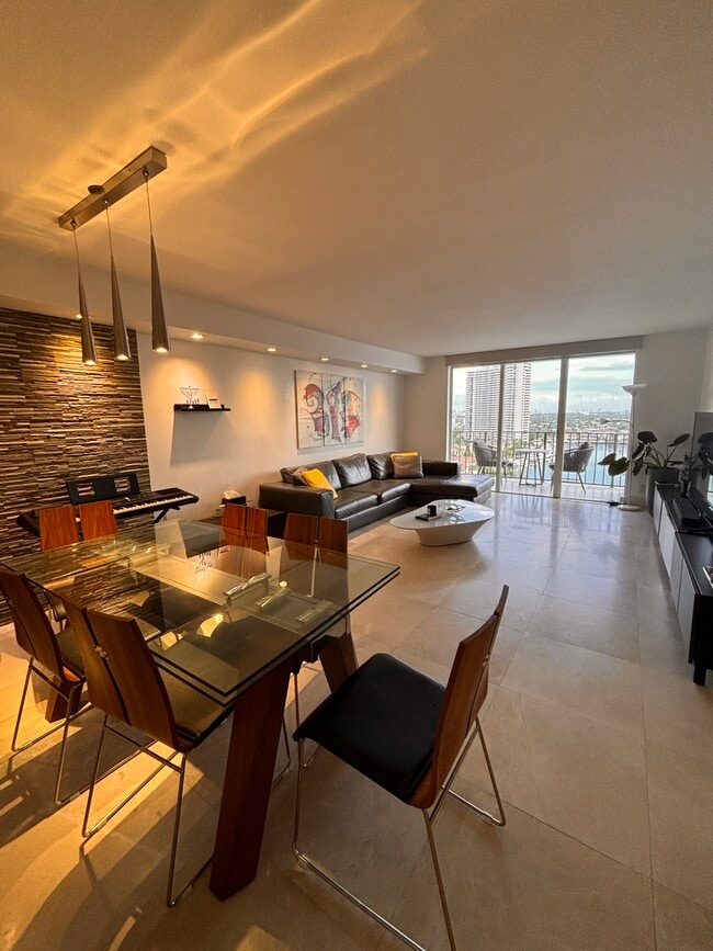 Photo - 2181 NE 167th St Unit C1