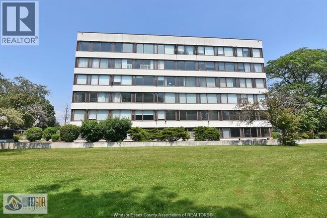 Photo - 2144 Pelissier St Unit 601