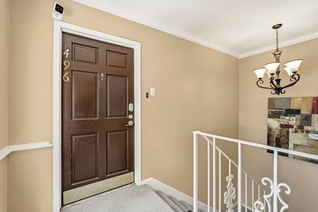 Photo - 496 N Post Oak Ln