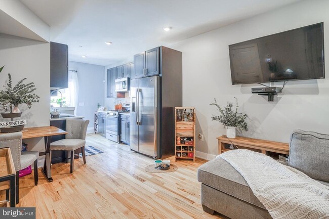 Photo - 1431 N 5th St Unit 2