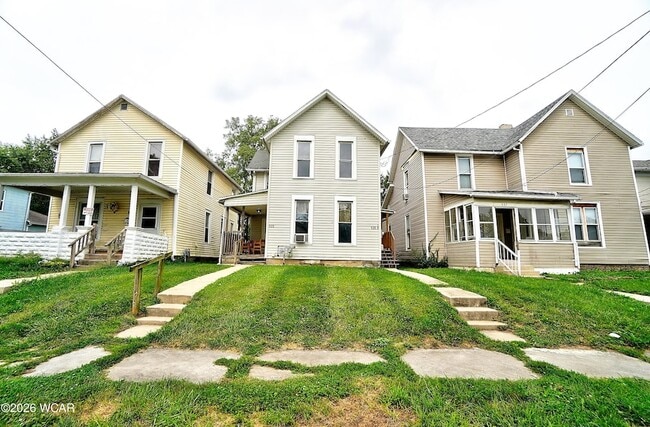 Photo - 535 E 5th St