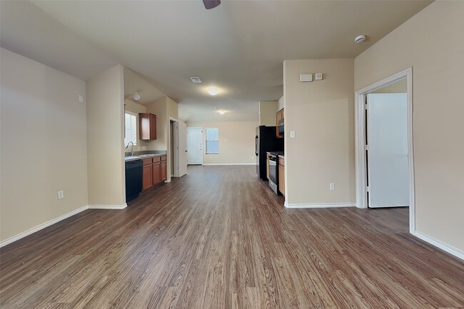 Photo - 2822 Wisner Cir