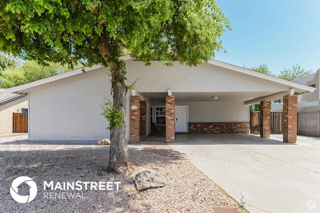 Building Photo - 555 N Elm Rental