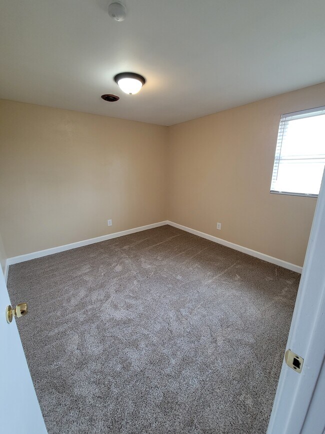 Photo - 128 Slayton Ct Unidad 128