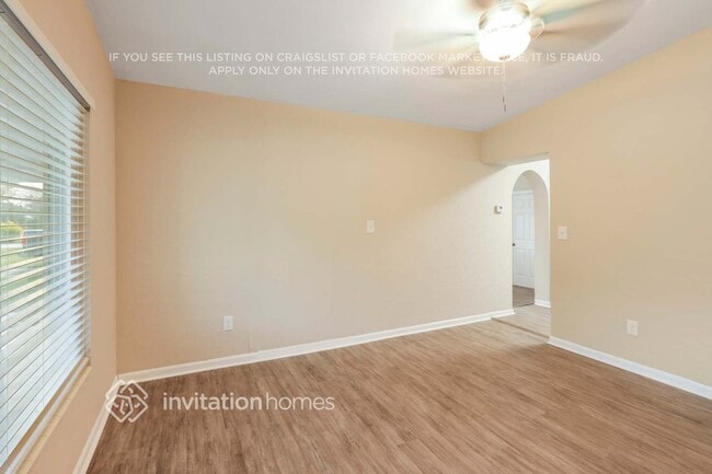 Photo - 1320 54th Ave N